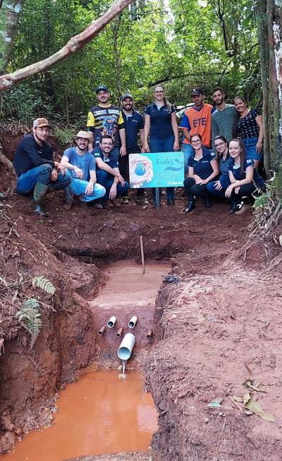 Nove propriedades rurais jÃ¡ foram beneficiadas com o projeto â€œProteÃ§Ã£o de Fontesâ€ da Sicredi Grandes Lagos PR/SP